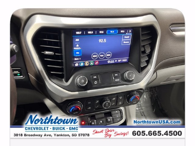 2023 GMC Acadia SLT