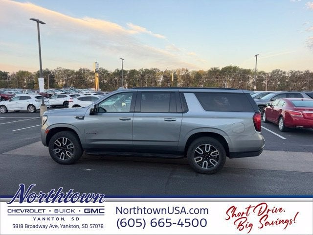 2023 GMC Yukon XL AT4