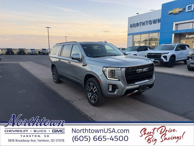 2023 GMC Yukon XL AT4