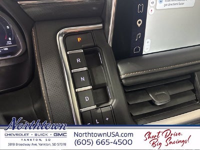 2023 GMC Yukon XL AT4