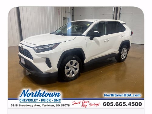 2025 Toyota RAV4 LE