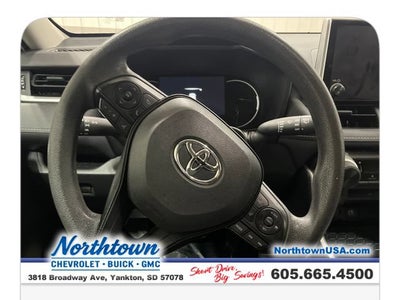 2025 Toyota RAV4 LE