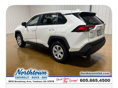 2025 Toyota RAV4 LE