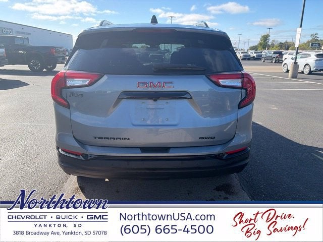 2023 GMC Terrain SLE