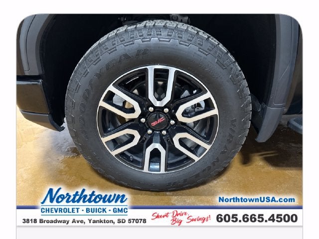 2024 GMC Sierra 1500 AT4