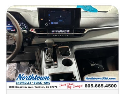 2025 Toyota Sienna LE