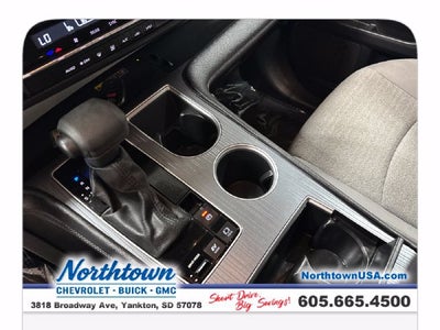 2025 Toyota Sienna LE