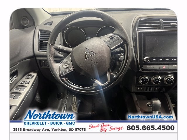 2025 Mitsubishi Outlander Sport S