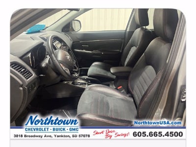 2025 Mitsubishi Outlander Sport S