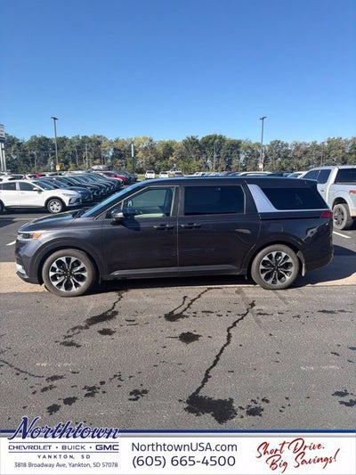 2024 Kia Carnival EX