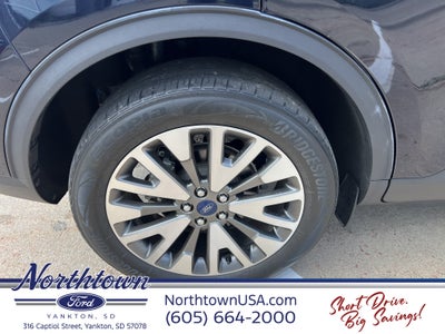 2021 Ford Escape Titanium
