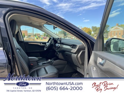 2021 Ford Escape Titanium