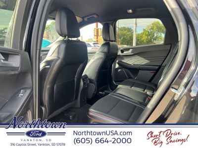 2025 Ford Escape ST-Line Select
