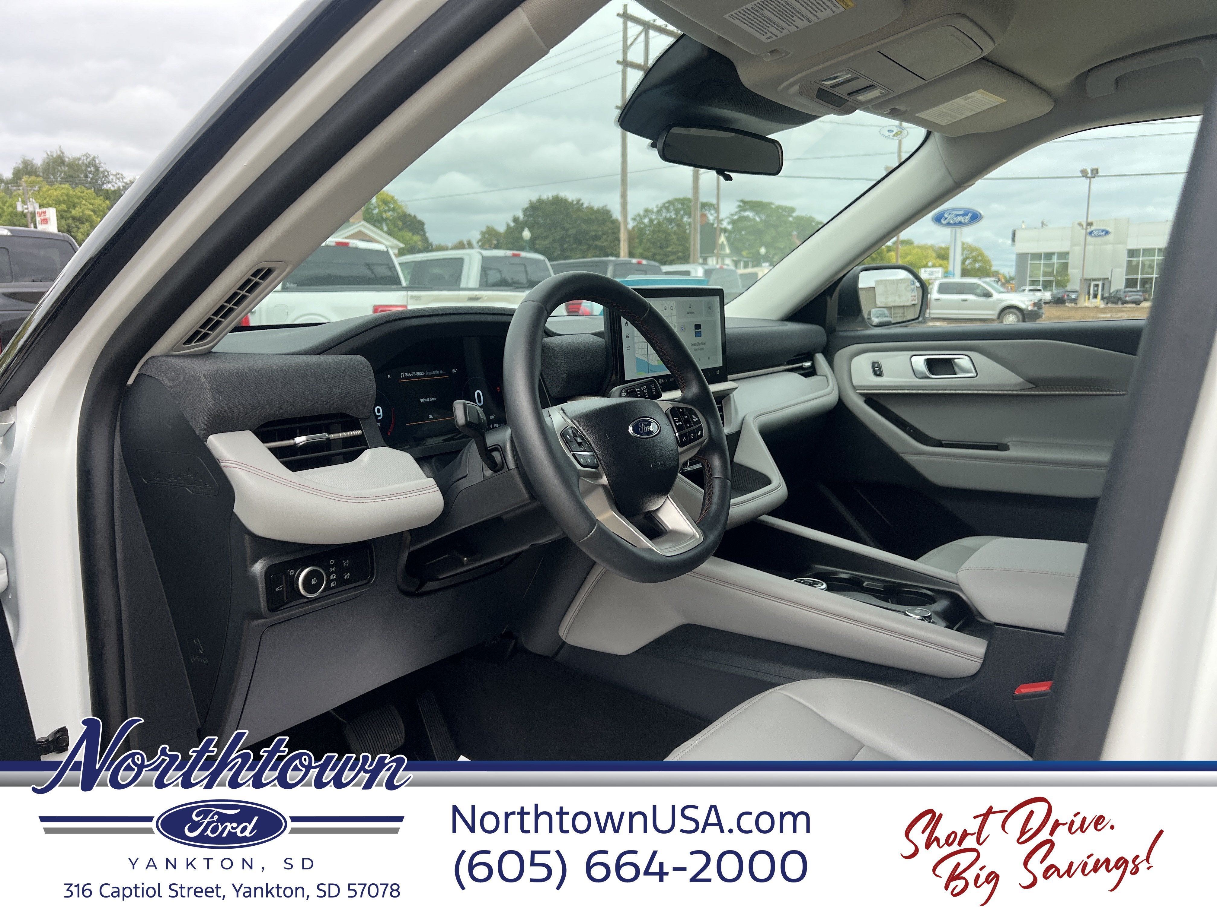 2026 Ford Explorer Active w/200A Pkg