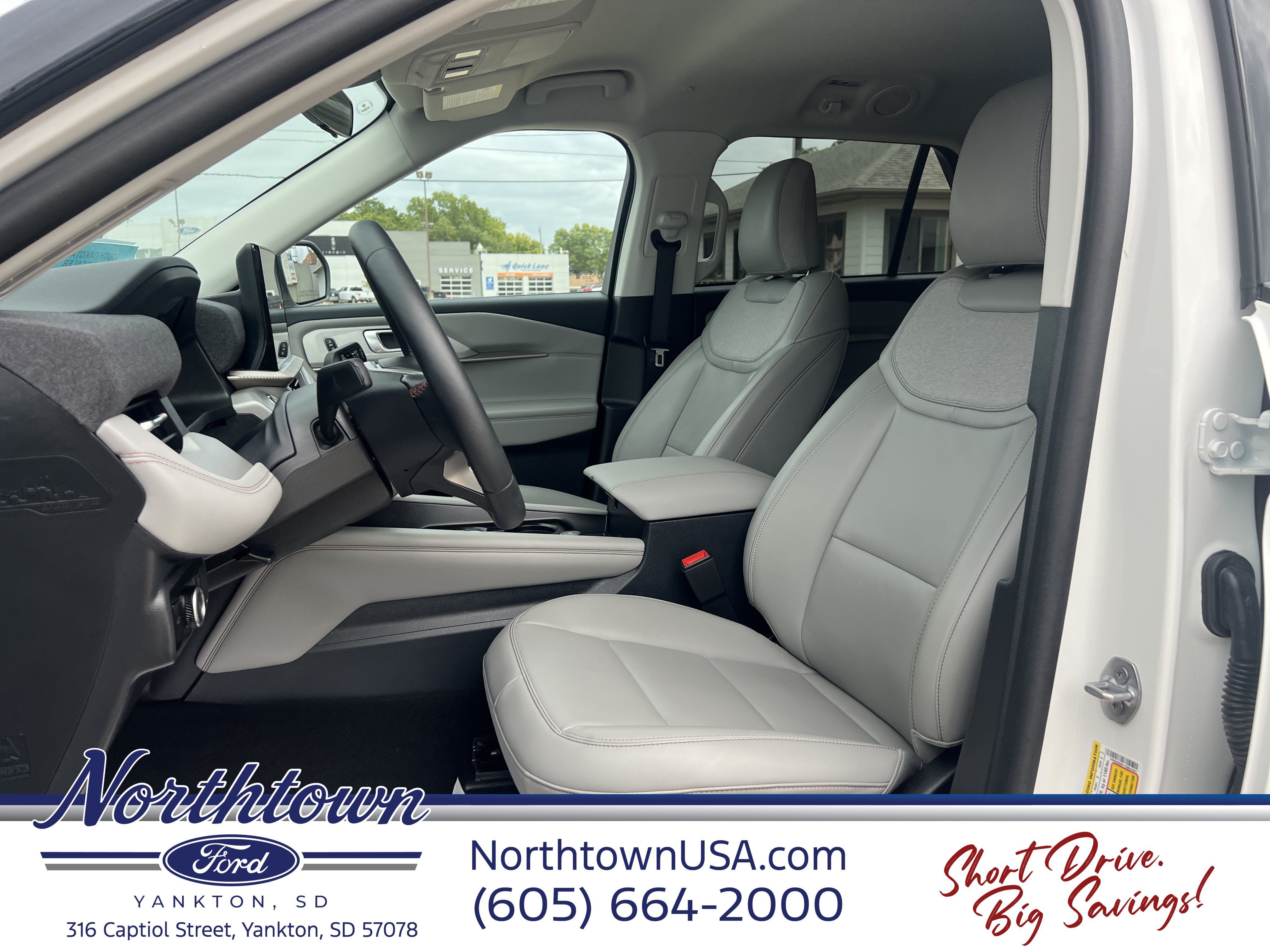 2026 Ford Explorer Active w/200A Pkg