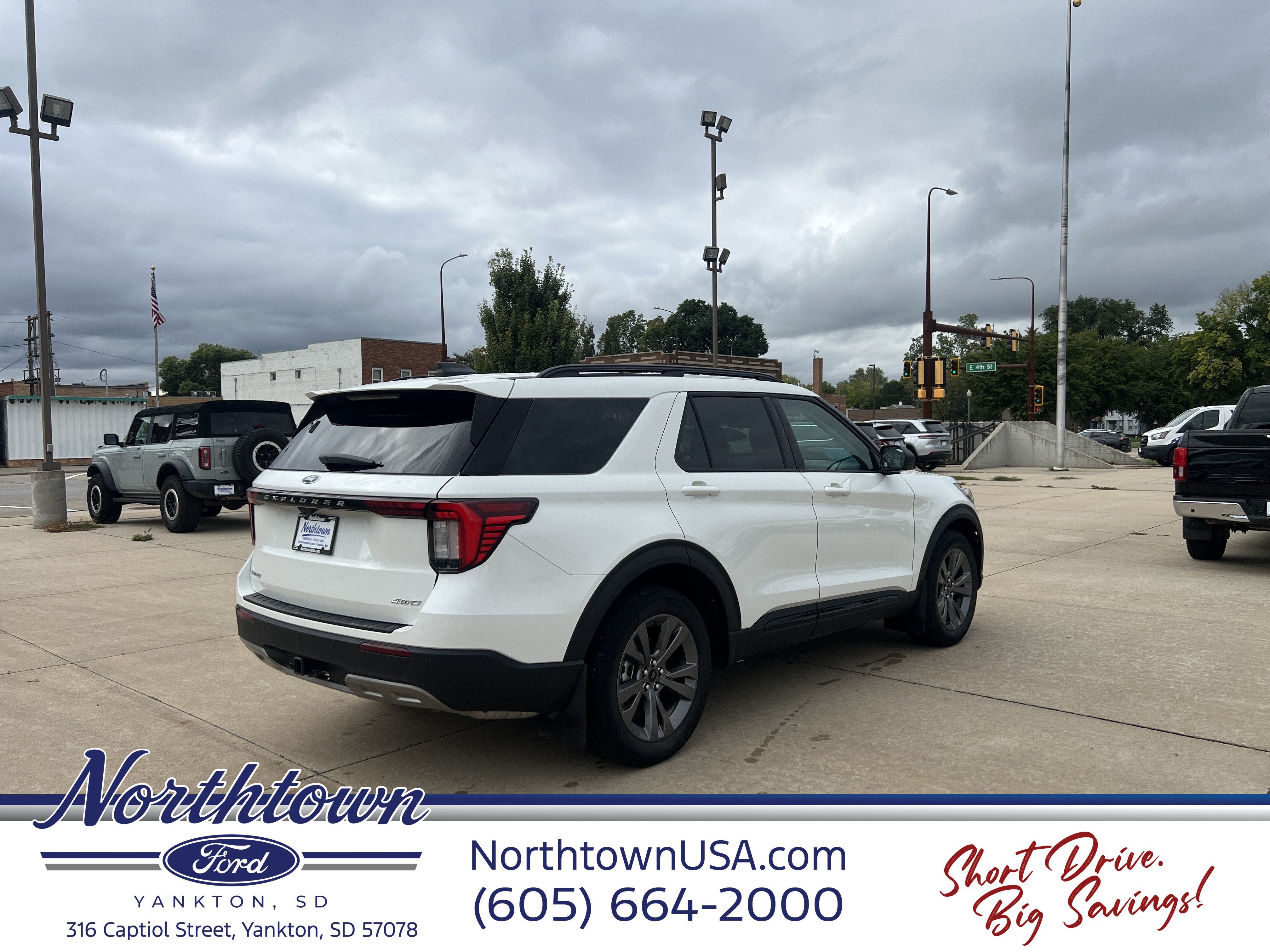 2026 Ford Explorer Active w/200A Pkg