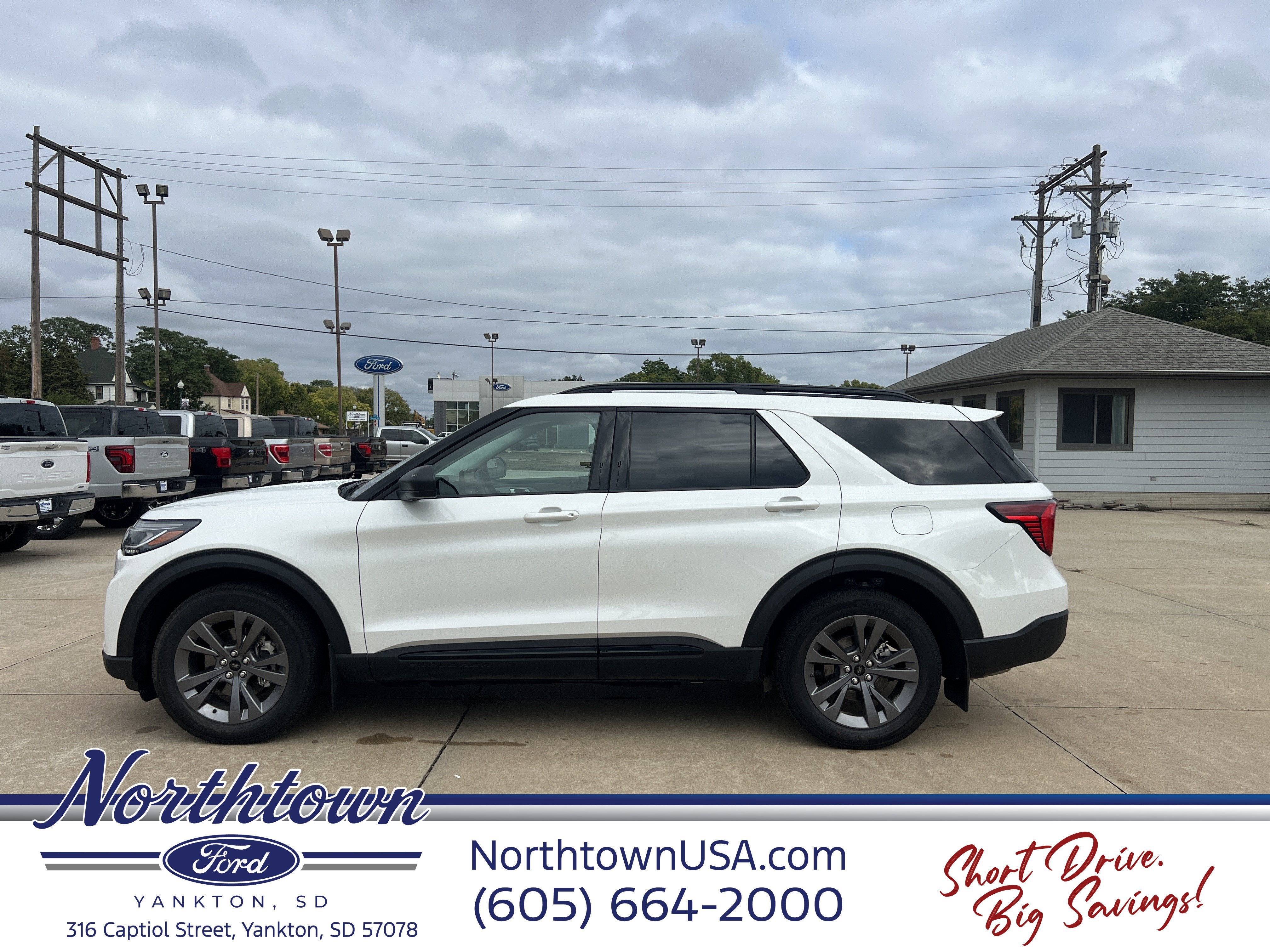 2026 Ford Explorer Active w/200A Pkg