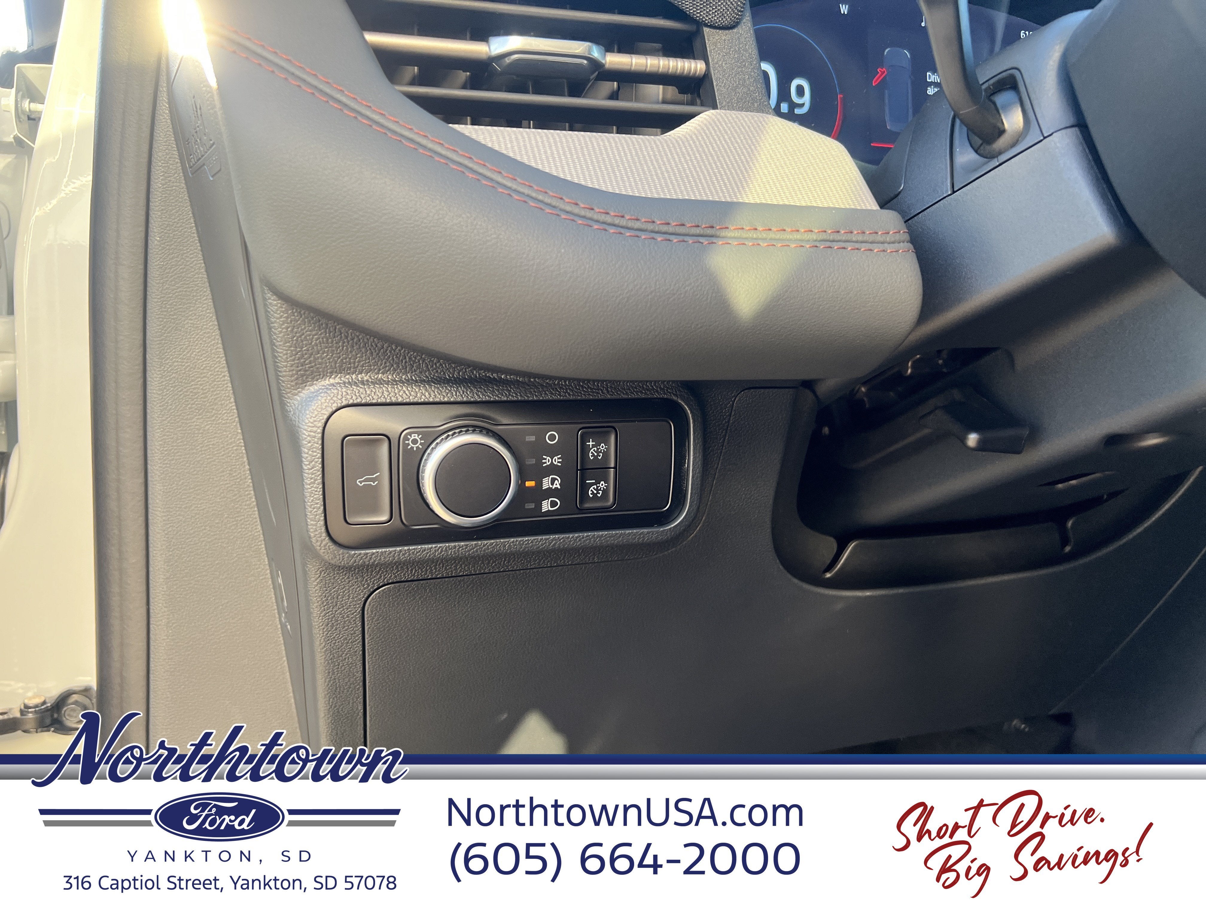 2027 Ford Explorer Base