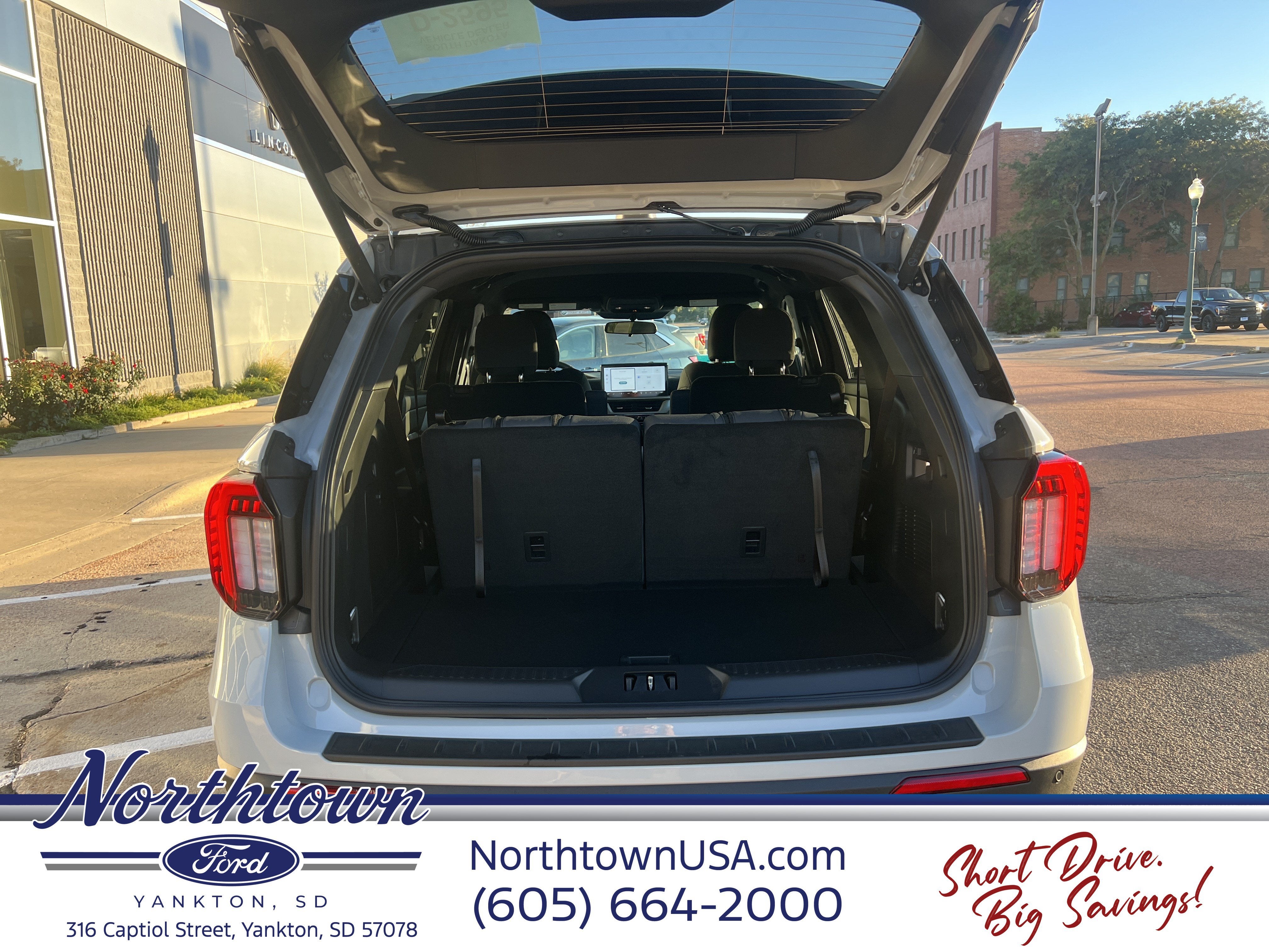 2027 Ford Explorer Base