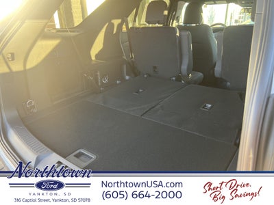 2027 Ford Explorer Base
