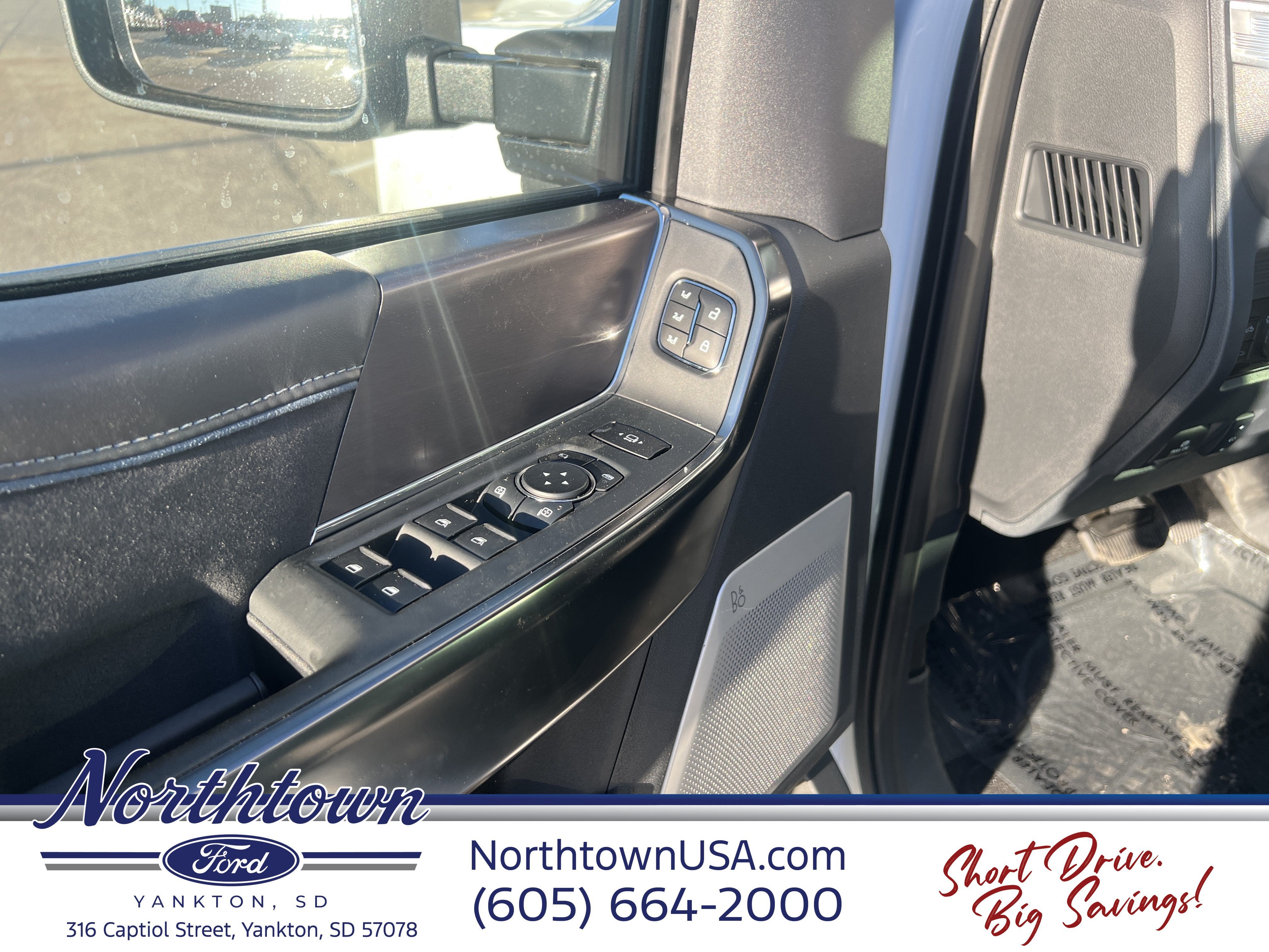 2027 Ford Super Duty F-250 SRW Platinum