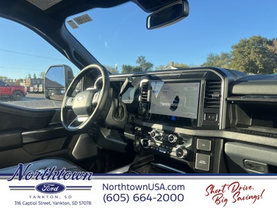 2027 Ford Super Duty F-250 SRW Platinum