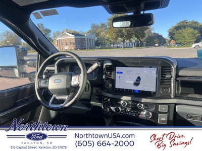 2027 Ford Super Duty F-250 SRW Platinum
