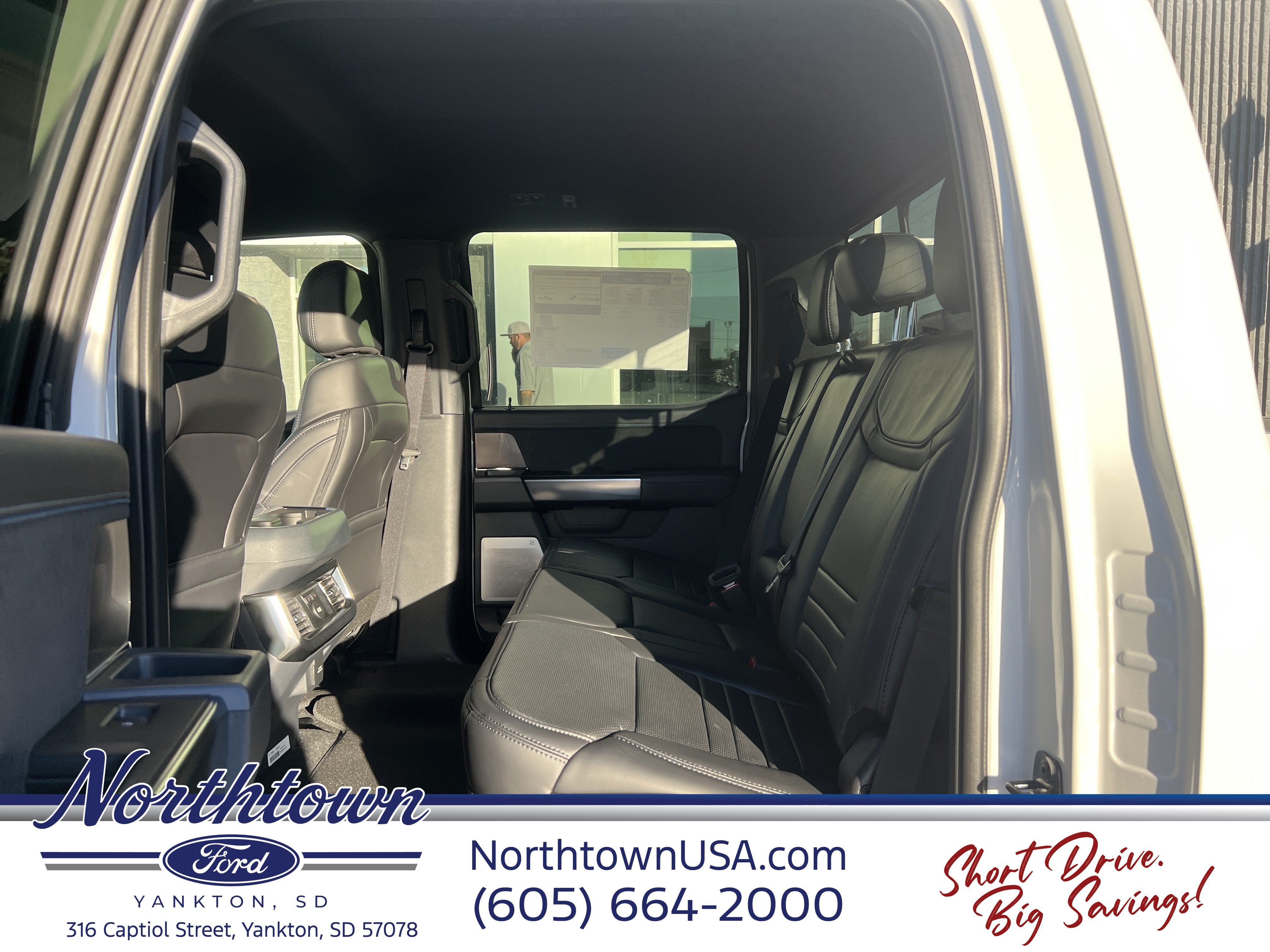 2027 Ford Super Duty F-250 SRW Platinum