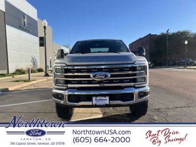 2027 Ford Super Duty F-250 SRW XLT