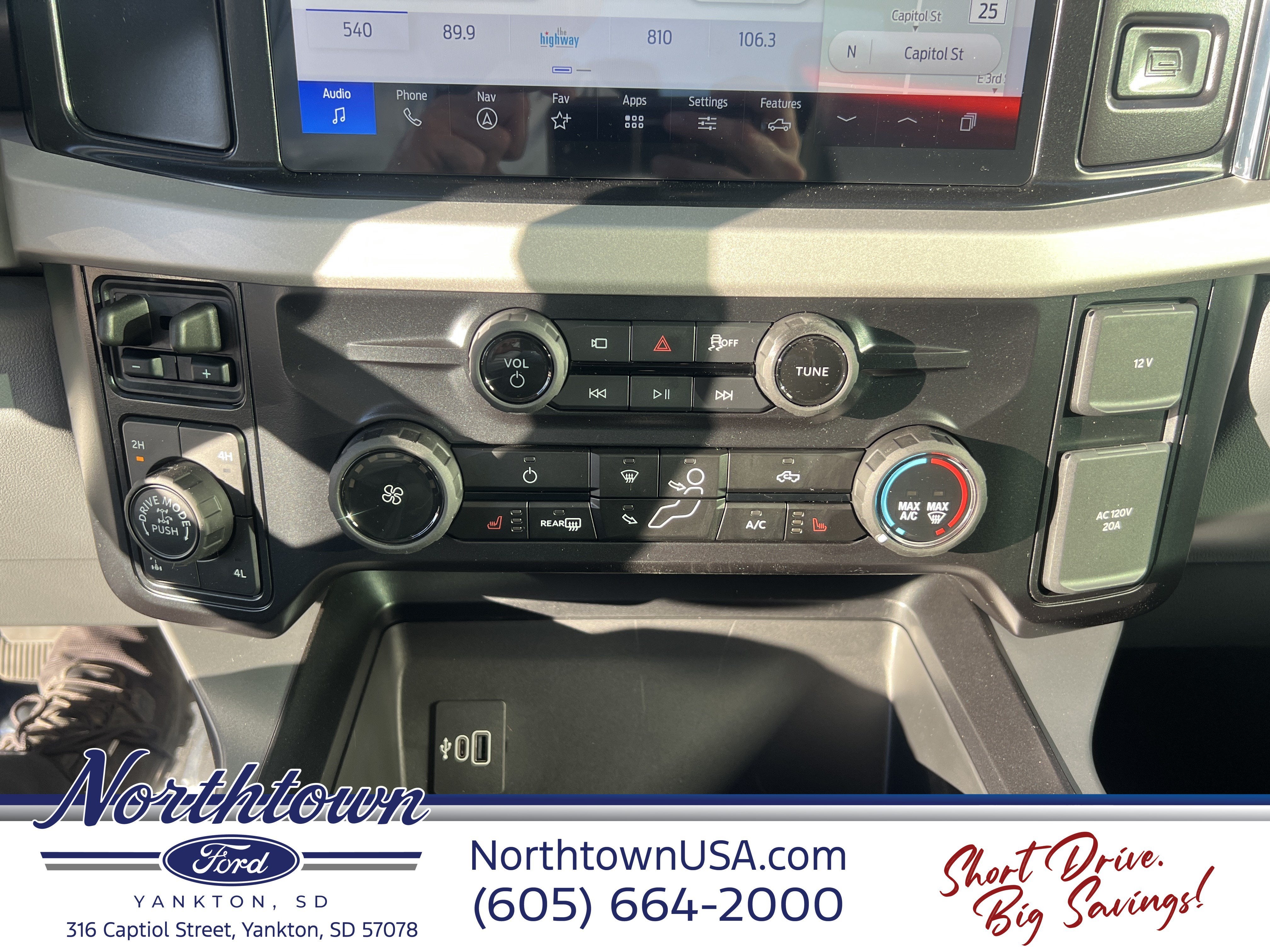 2027 Ford Super Duty F-250 SRW XLT