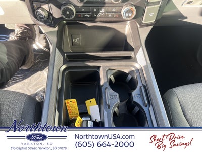 2027 Ford Super Duty F-250 SRW XLT