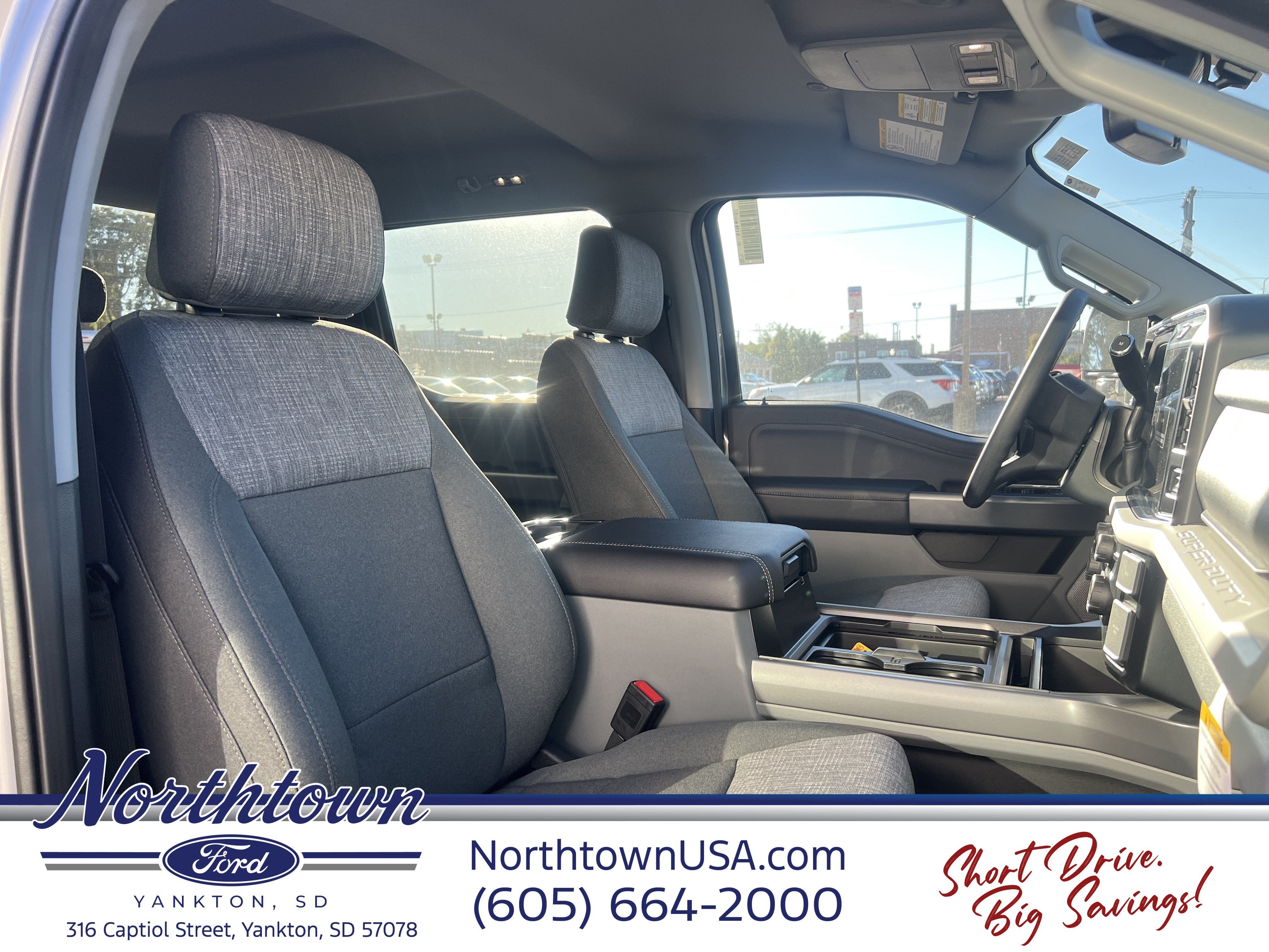 2027 Ford Super Duty F-250 SRW XLT