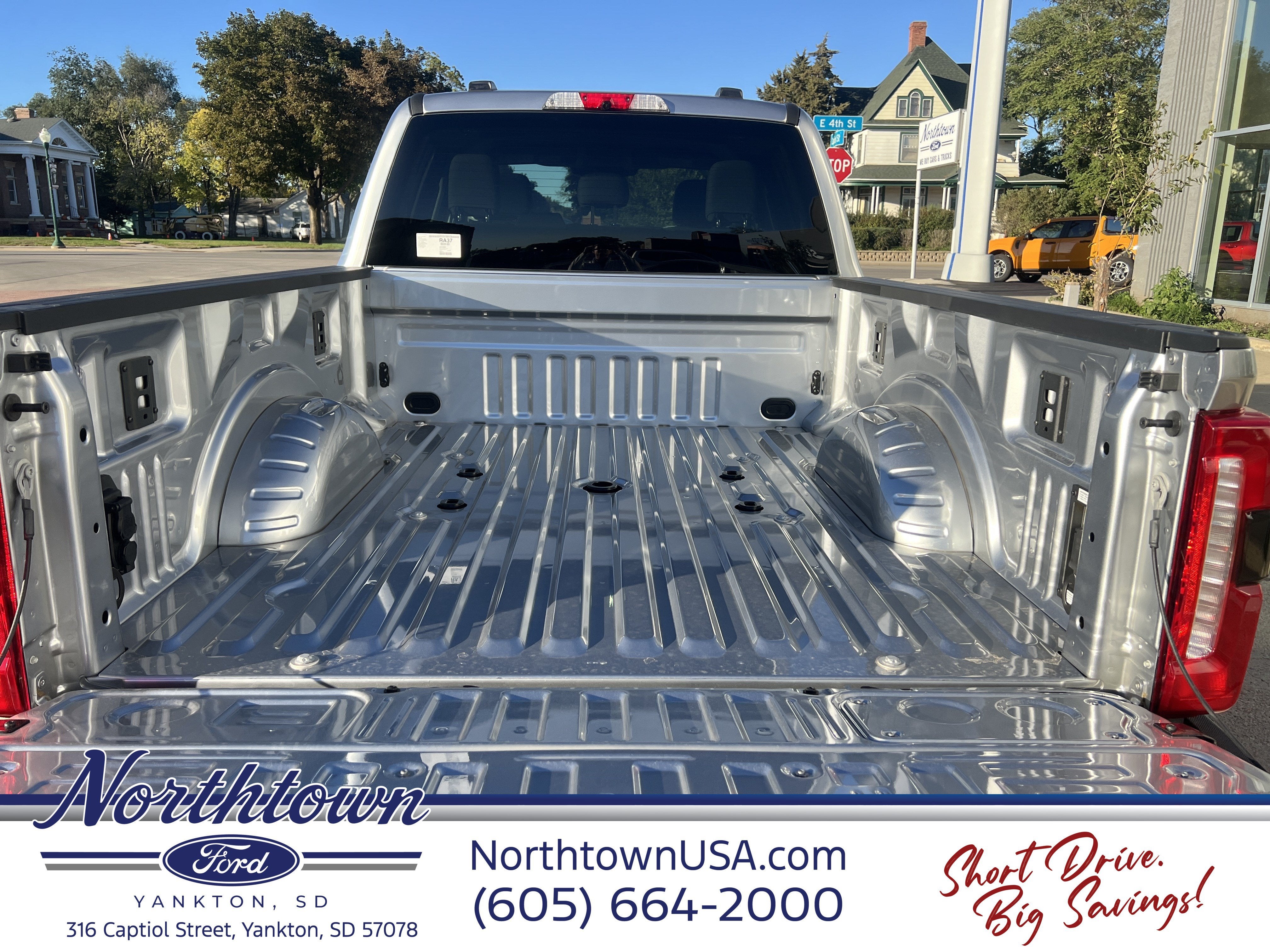 2027 Ford Super Duty F-250 SRW XLT