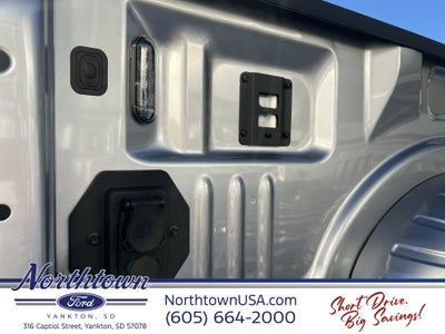 2027 Ford Super Duty F-250 SRW XLT