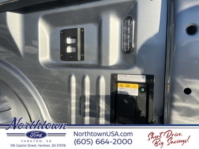 2027 Ford Super Duty F-250 SRW XLT