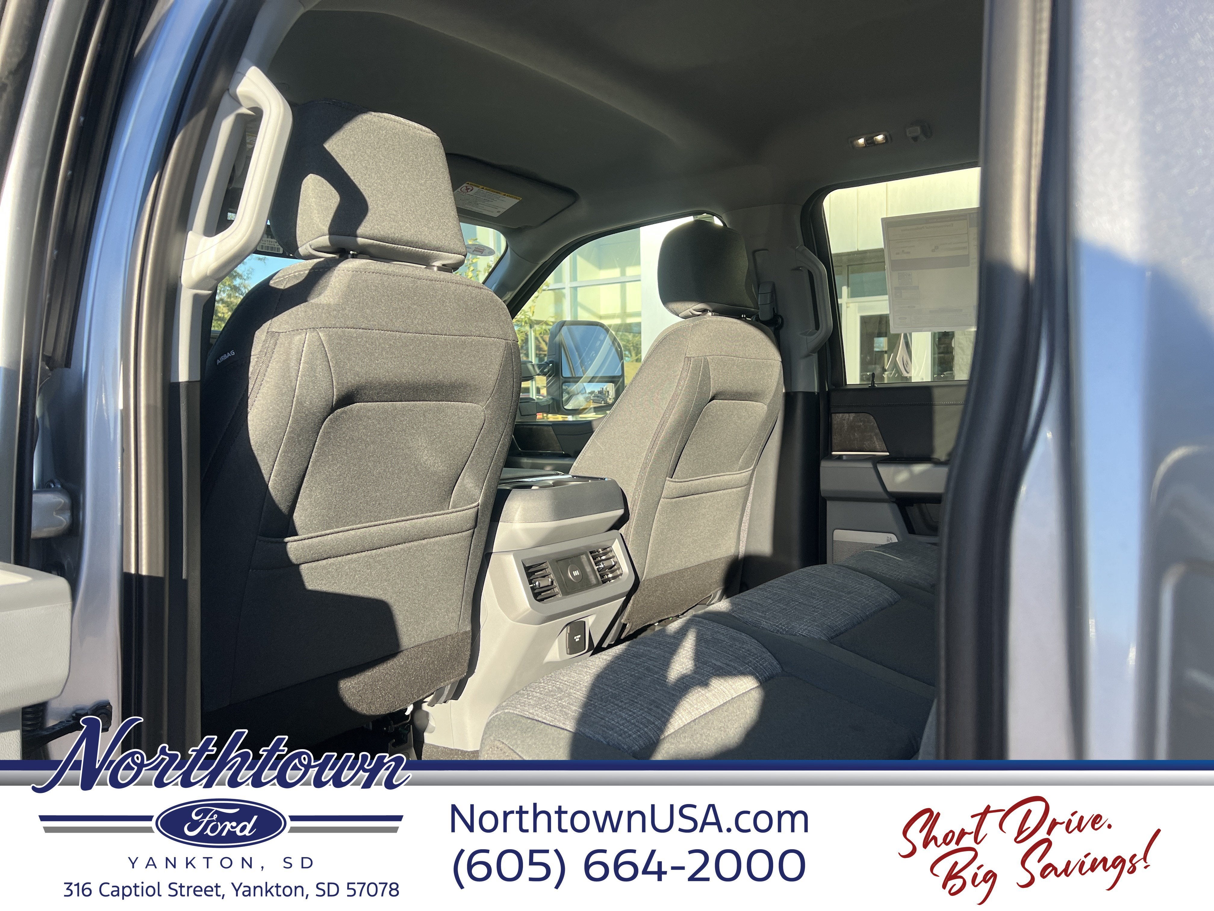 2027 Ford Super Duty F-250 SRW XLT