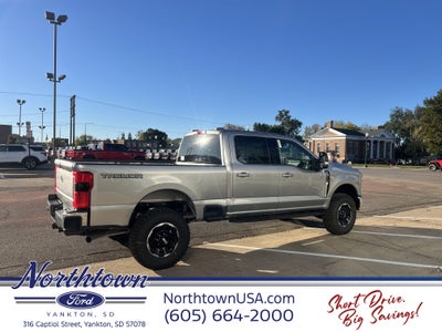 2027 Ford Super Duty F-250 SRW XLT