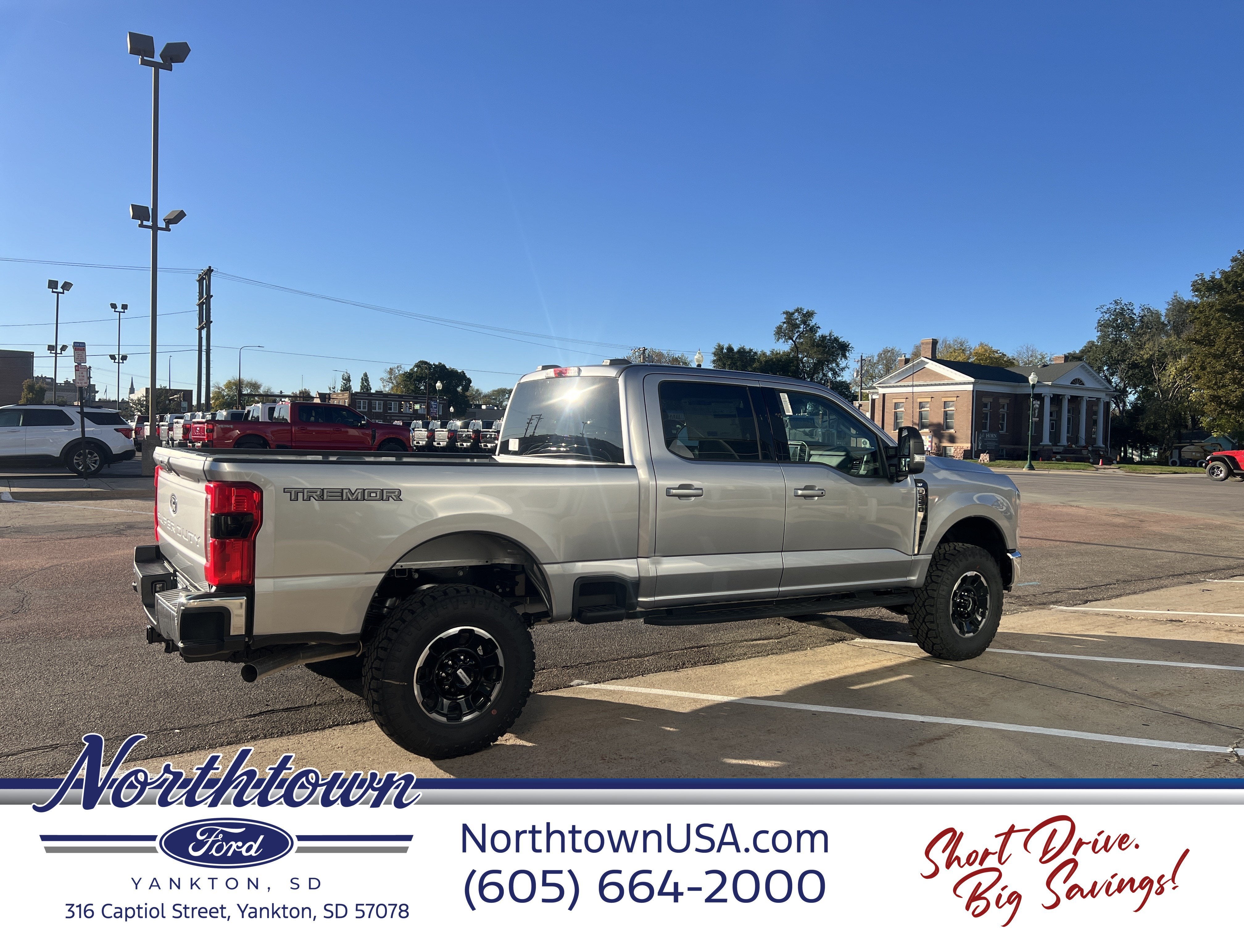 2027 Ford Super Duty F-250 SRW XLT