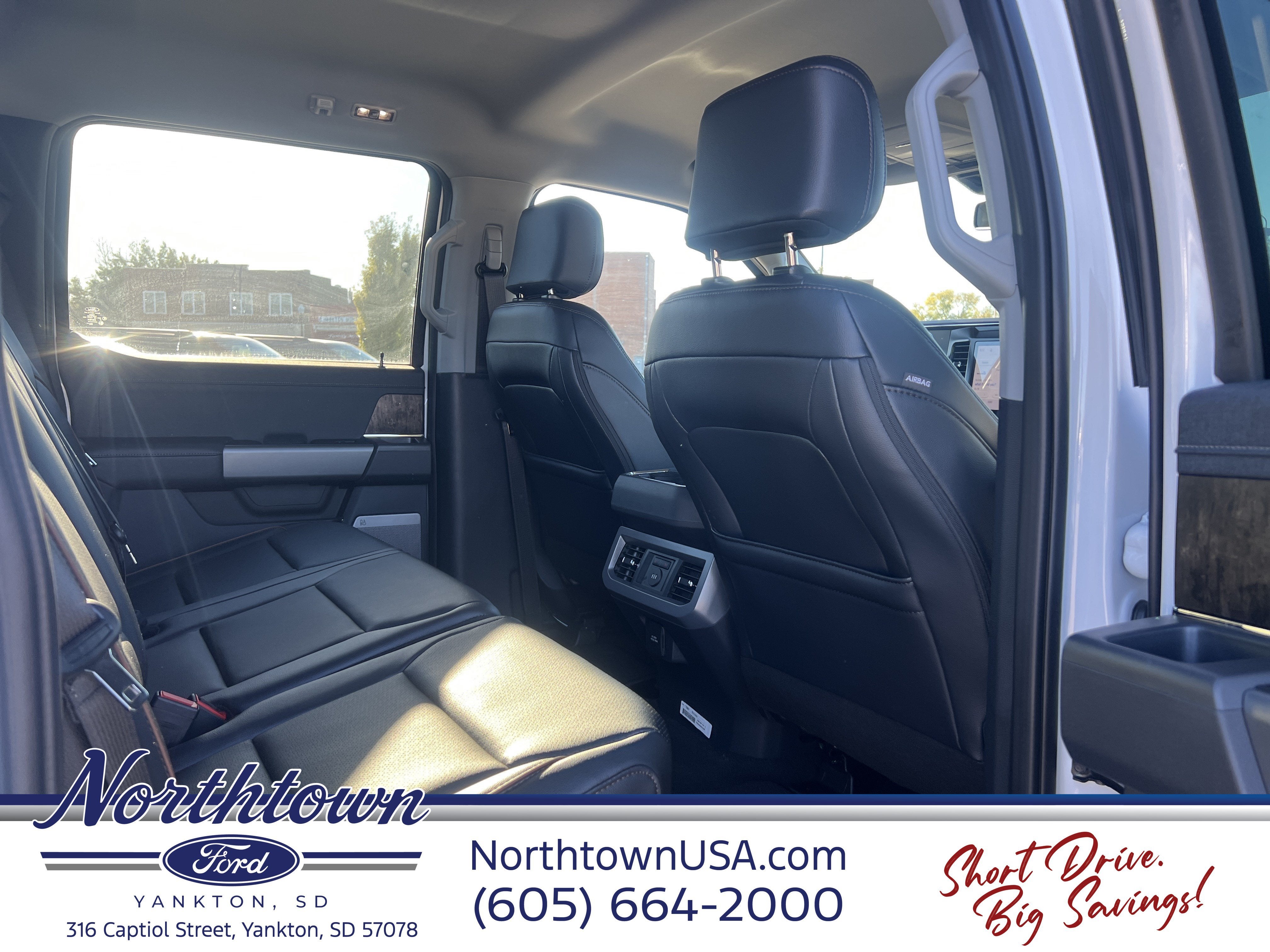 2027 Ford Super Duty F-250 SRW LARIAT