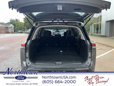 2024 Nissan Pathfinder S