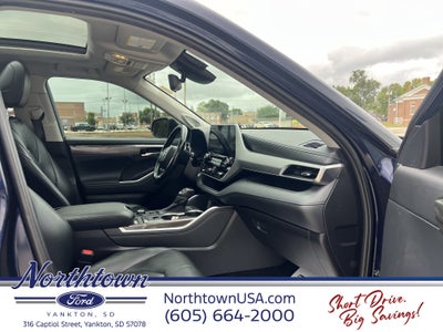 2021 Toyota Highlander Platinum