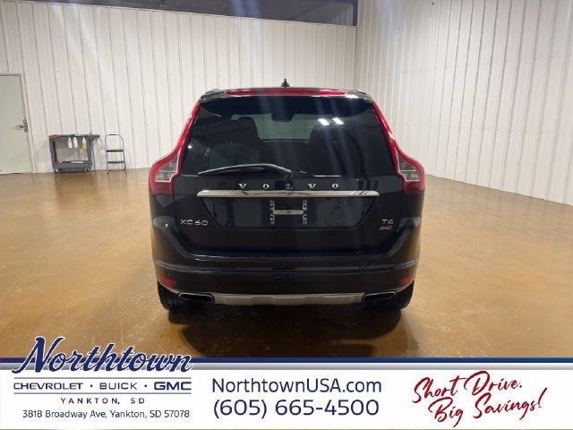 2017 Volvo XC60 Inscription