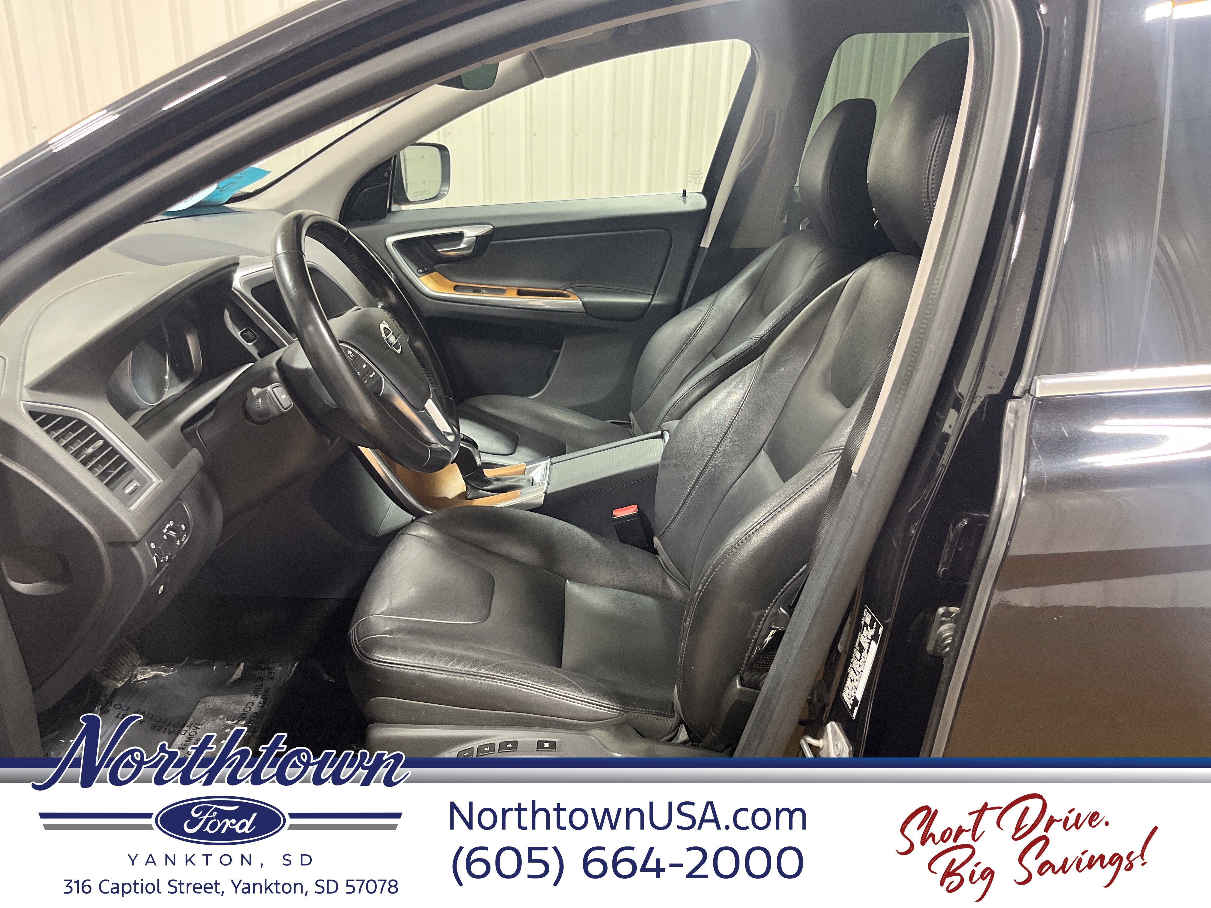 2017 Volvo XC60 Inscription